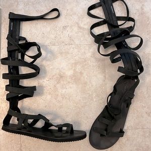 COPY - Knee high leather gladiators